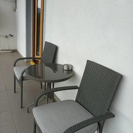 Haus Moser Apartamento *